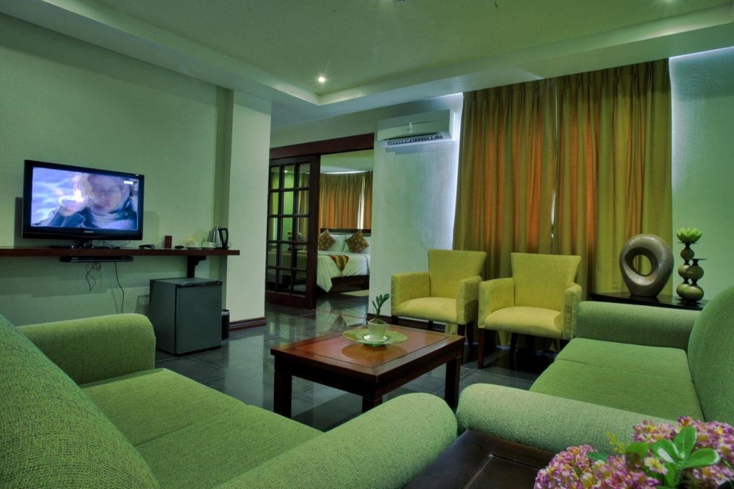 Hotel Centro Puerto Princesa Near Airport by ZUZU 44/107