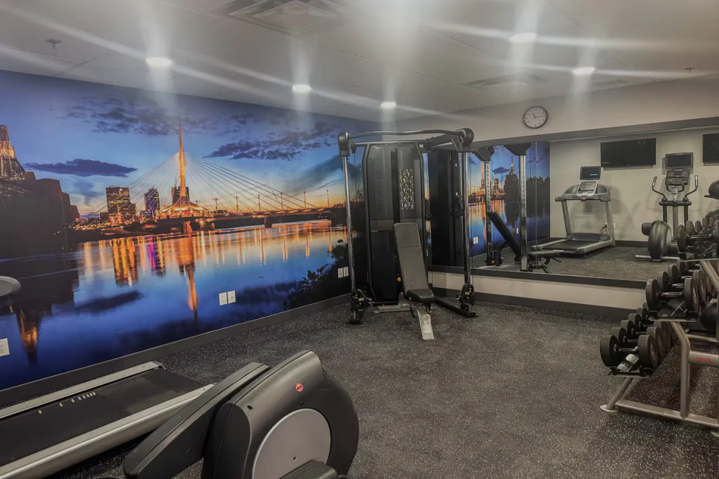 Clarion Pointe Winnipeg - St Vital District 12/20