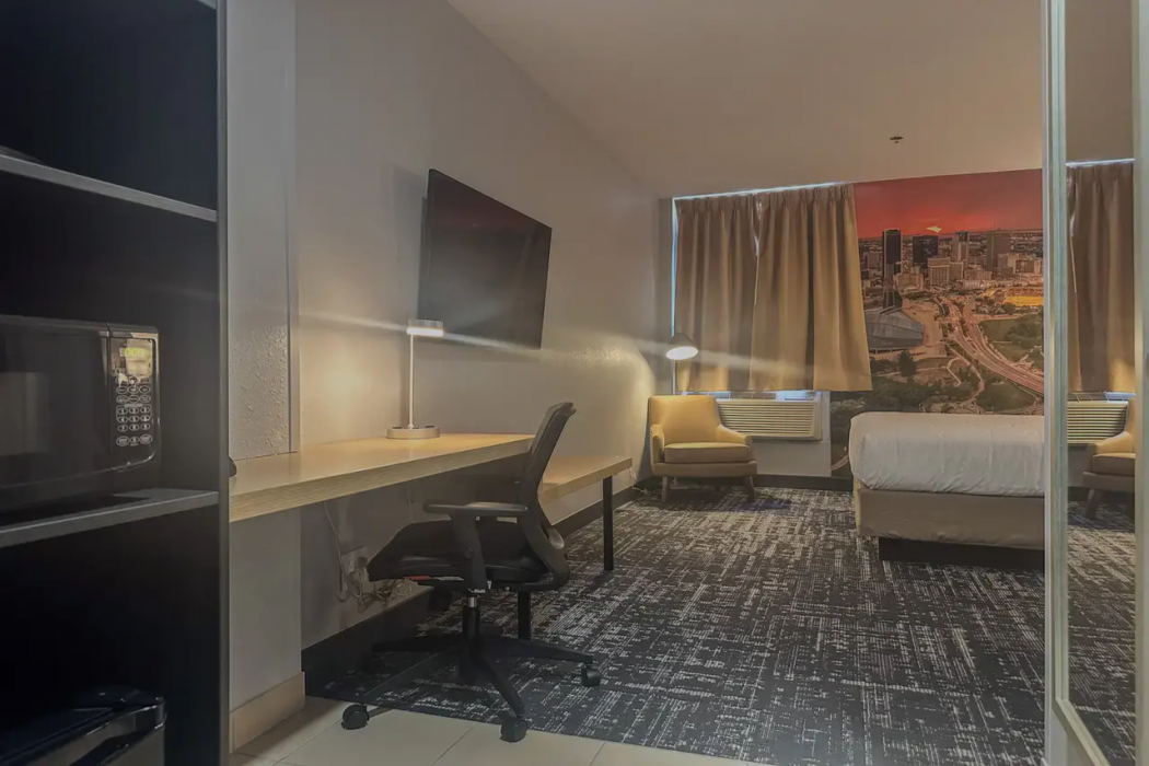 Clarion Pointe Winnipeg - St Vital District 10/20
