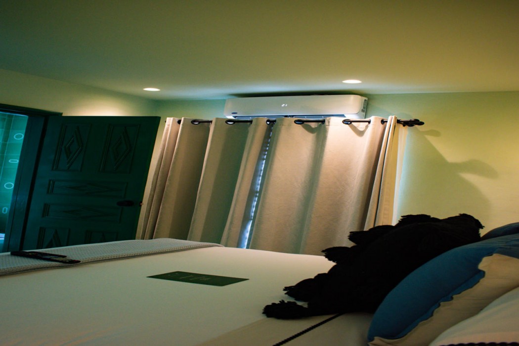 William Hotel Boutique 11/86