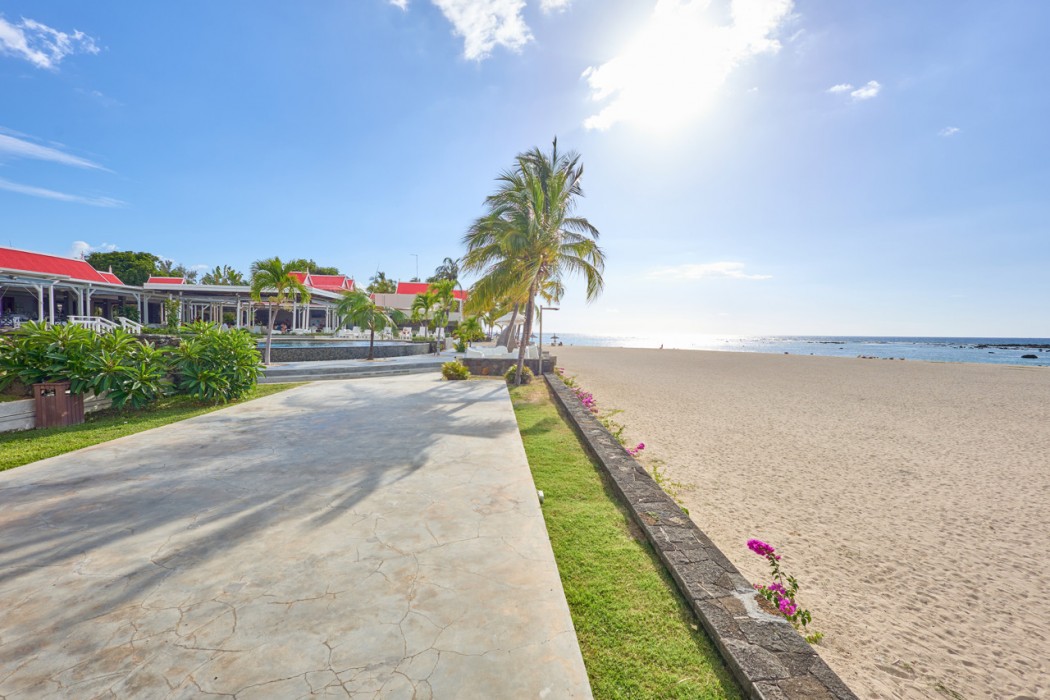 Villas Caroline Beach Hotel 13/54