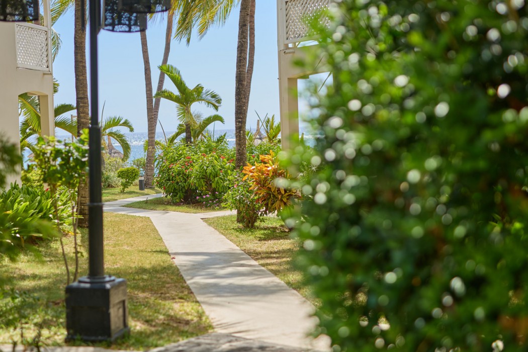 Villas Caroline Beach Hotel 11/54