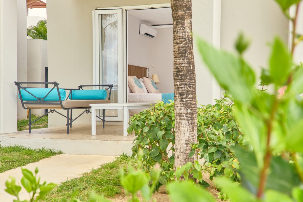 Villas Caroline Beach Hotel 36/54