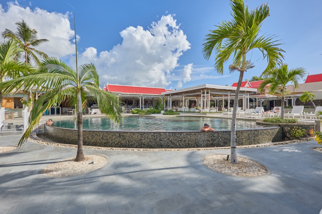 Villas Caroline Beach Hotel 8/54