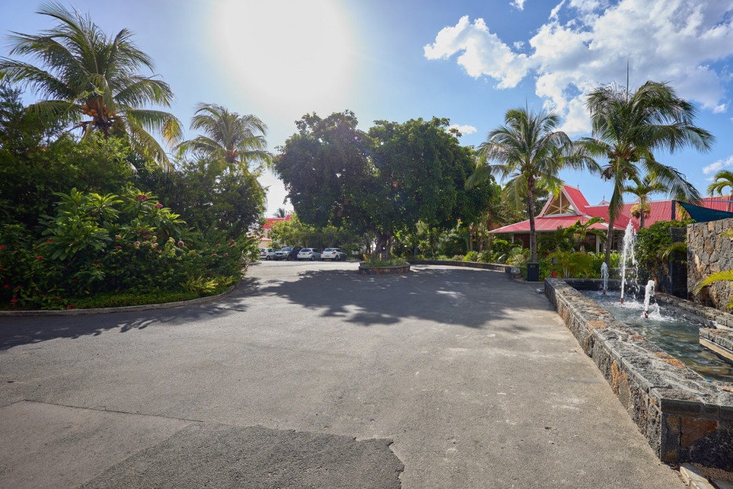 Villas Caroline Beach Hotel 2/54