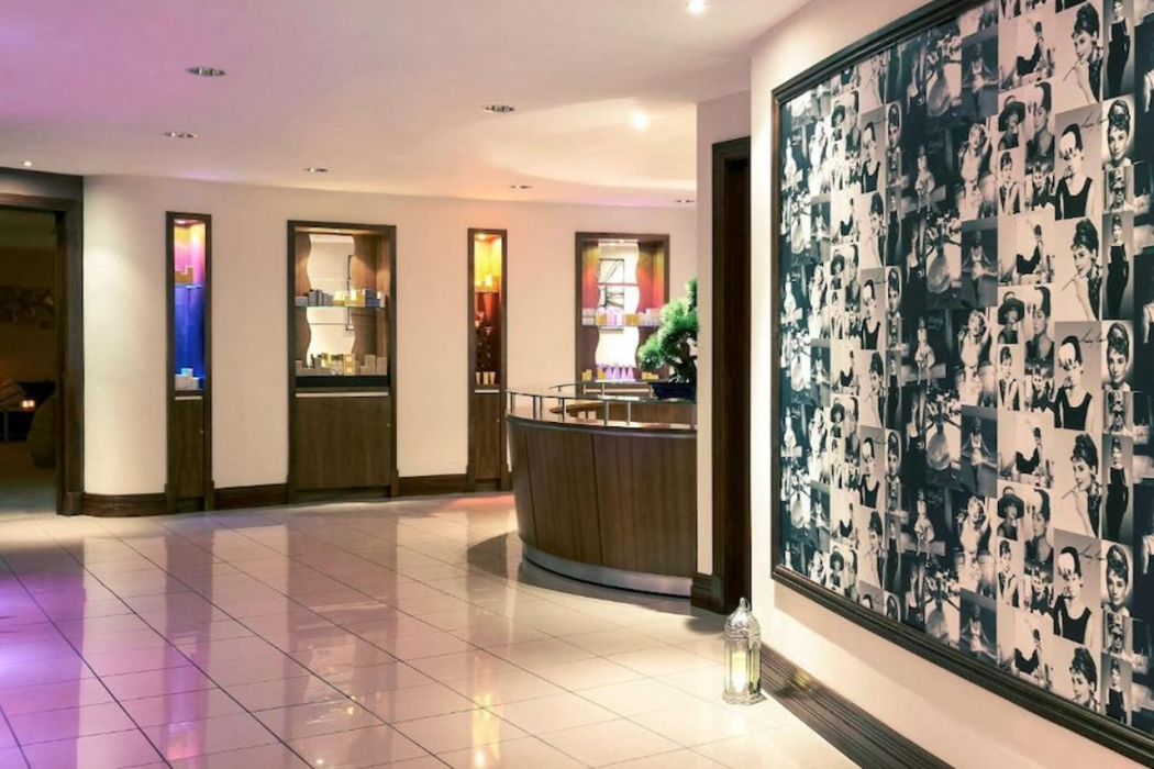 Holland House Hotel Cardiff By Sunday in CARDIFF