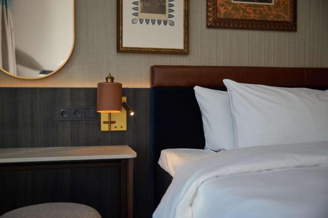 Haven Hotel Rotterdam, Curio Collection by Hilton 17/57
