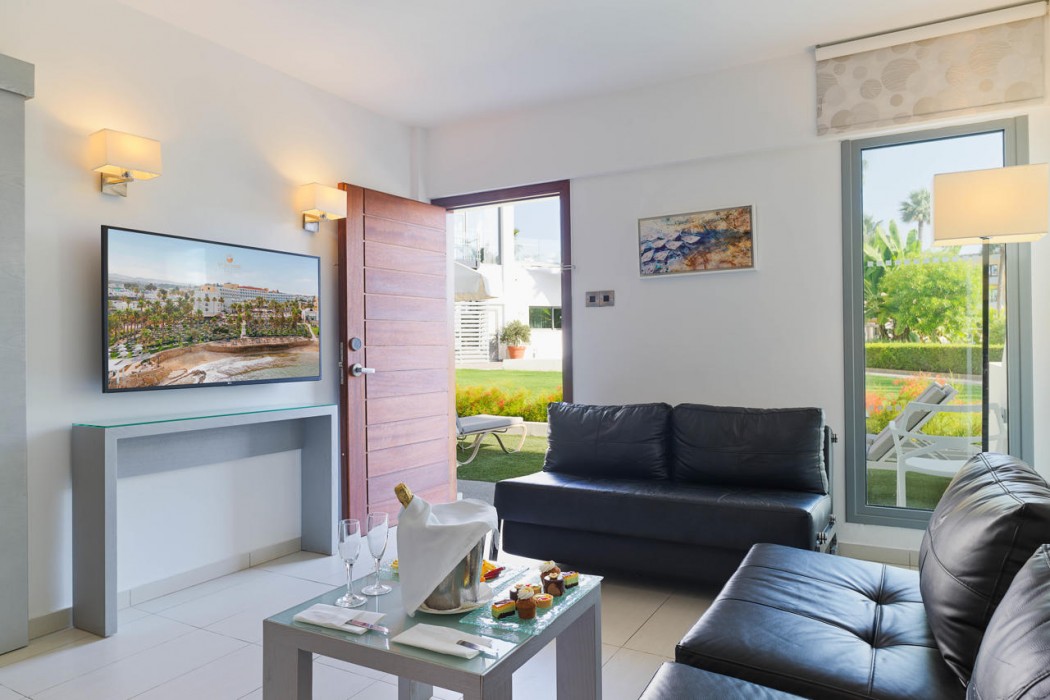 St. George Beach Hotel & Spa Resort - Adults Only 35/139