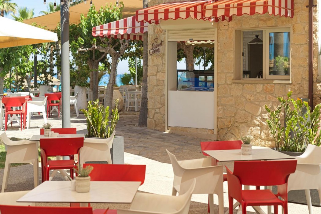 St. George Beach Hotel & Spa Resort - Adults Only 115/139