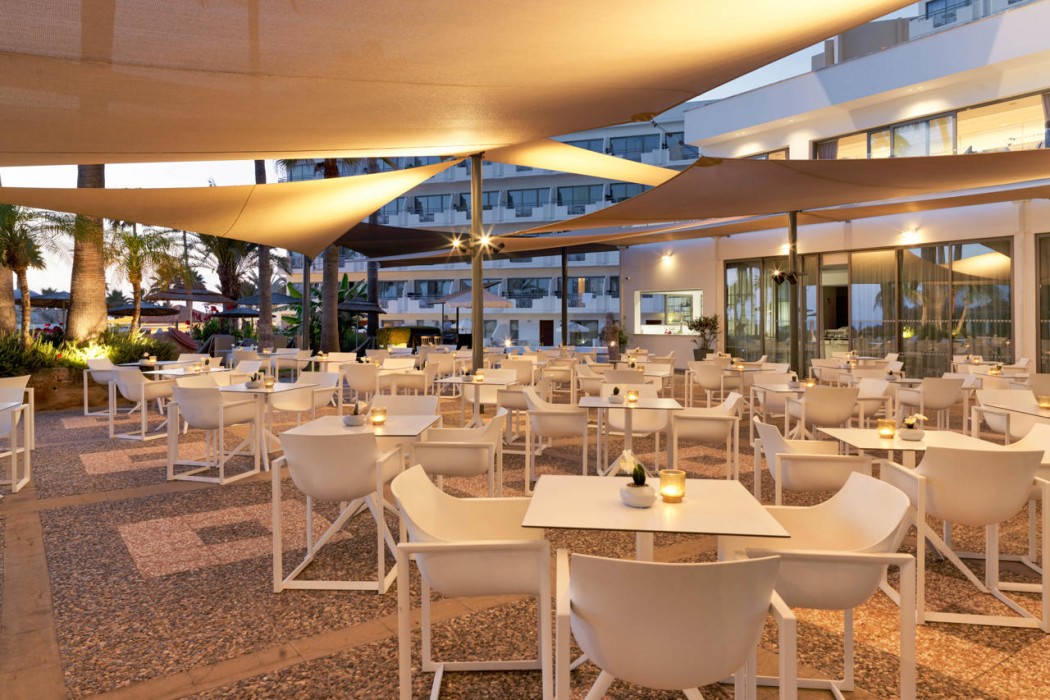 St. George Beach Hotel & Spa Resort - Adults Only 121/139