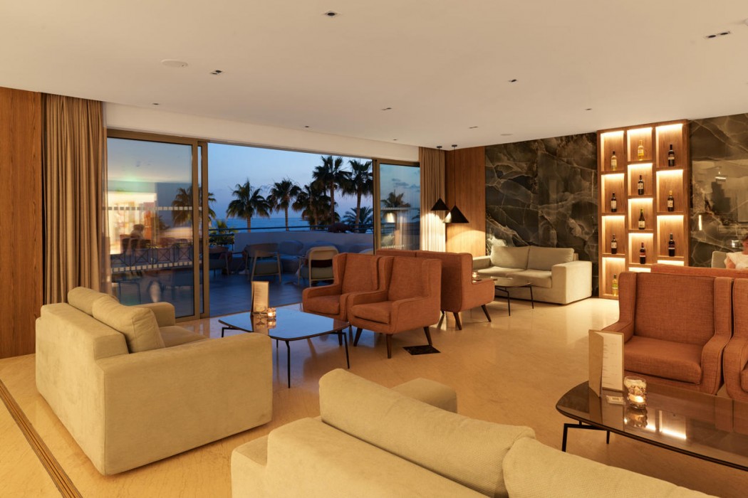 St. George Beach Hotel & Spa Resort - Adults Only 114/139