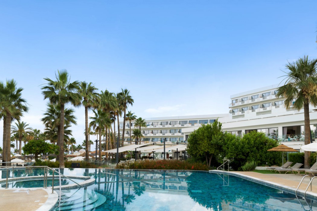 St. George Beach Hotel & Spa Resort - Adults Only 64/139