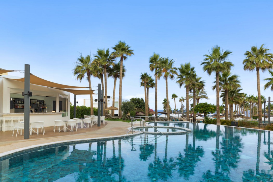 St. George Beach Hotel & Spa Resort - Adults Only 67/139