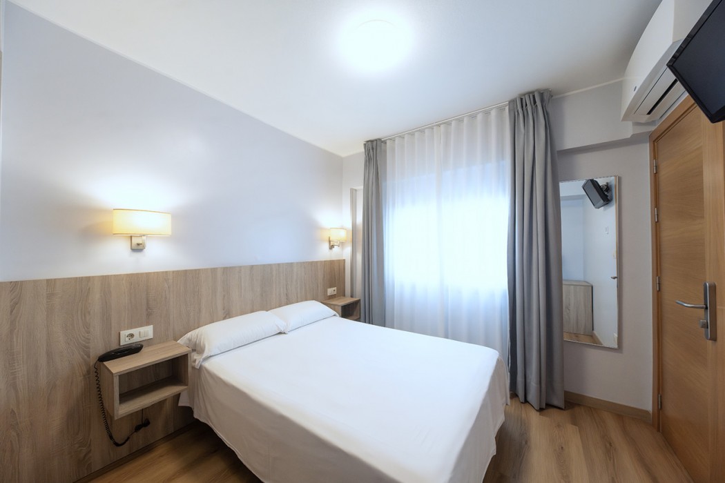 Hotel Panton 12/67