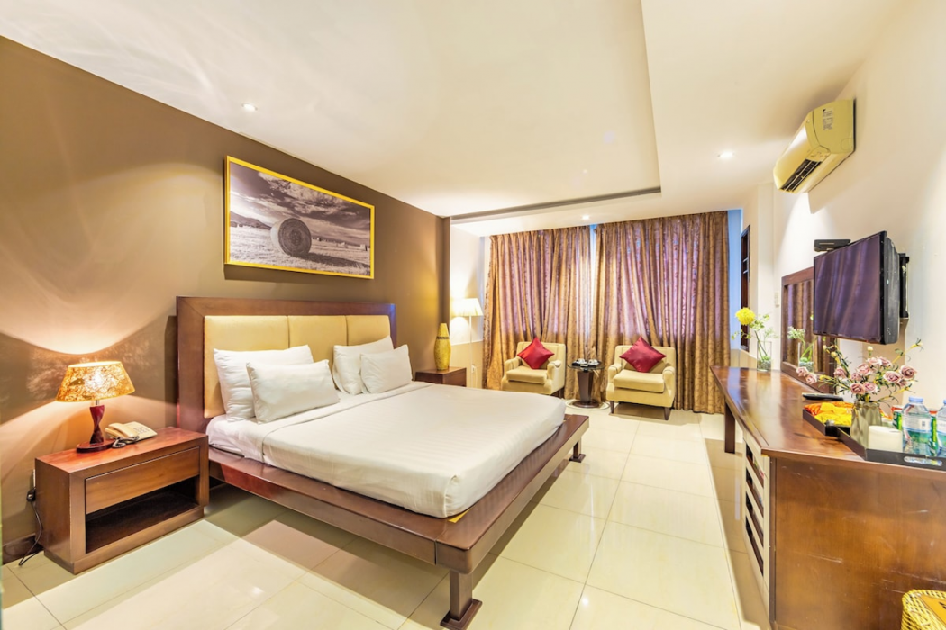 The Noble Swan Central Dong Du Hotel 15/60
