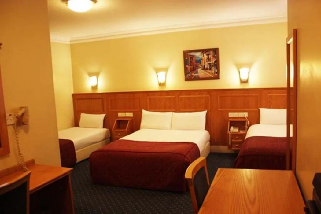 Days Inn by Wyndham London Hyde Park 5/28
