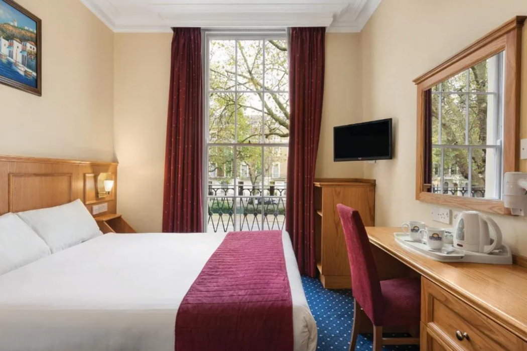 Days Inn by Wyndham London Hyde Park 8/28