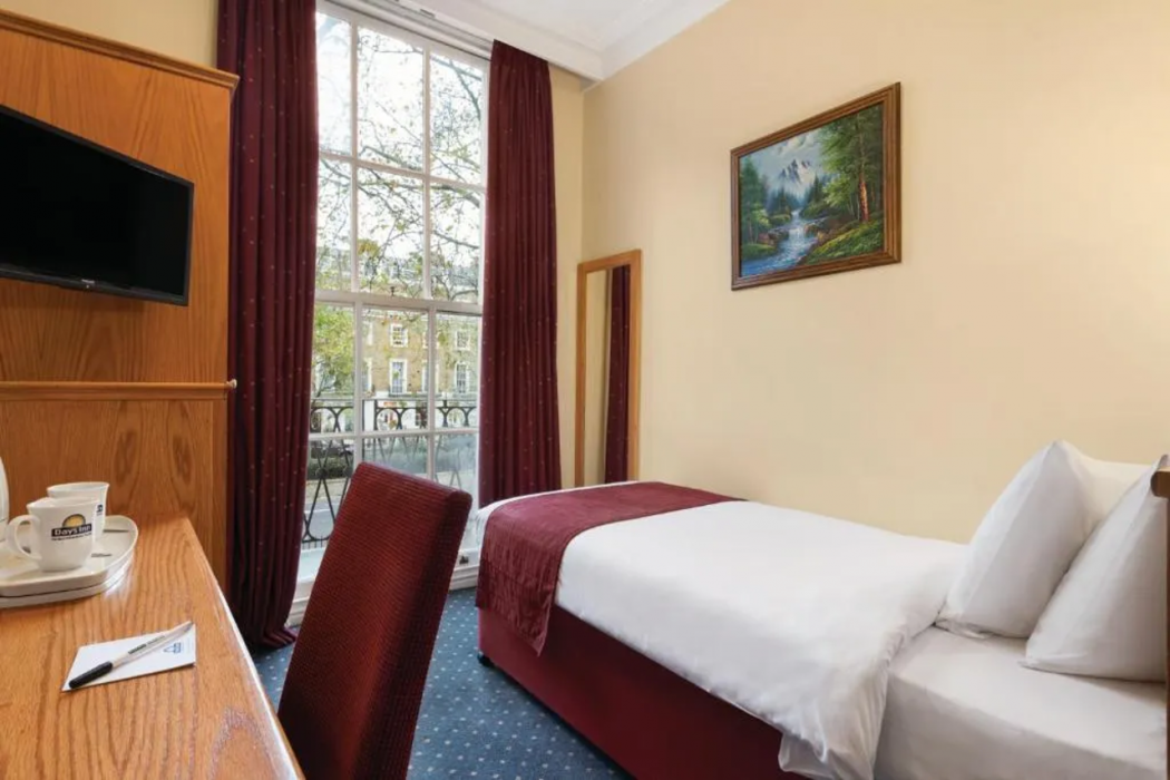 Days Inn by Wyndham London Hyde Park 7/28