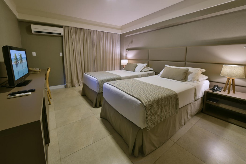 Hardman Praia Hotel 12/78