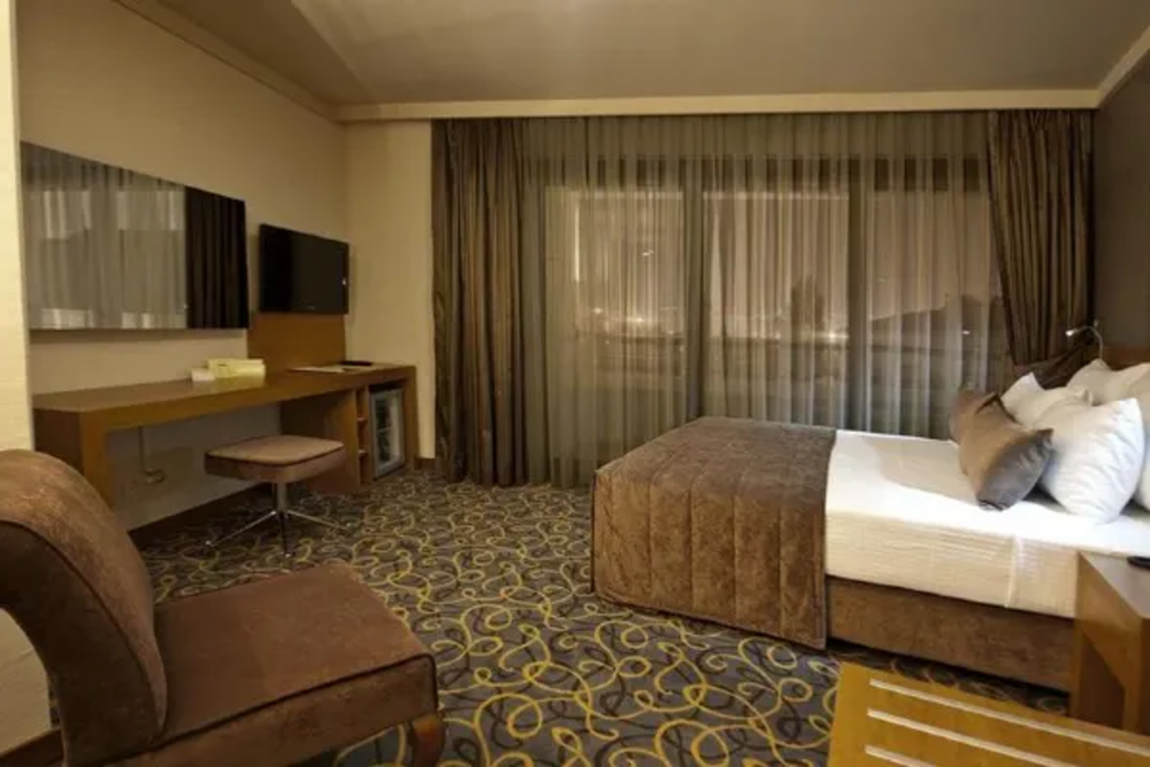 Volley Hotel Izmir 9/63