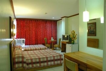 Rosas Garden Hotel 1/28