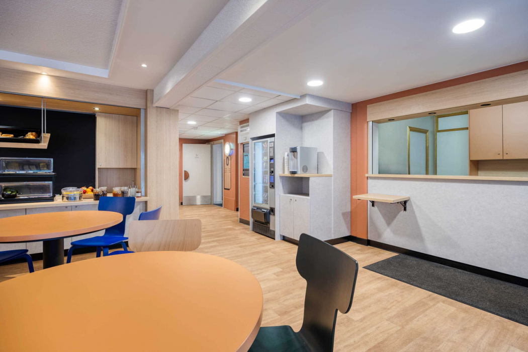 Lobby at B&B Hotel Liege Rocourt, Ans