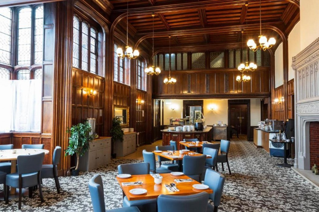 Royal Court Hotel Coventry 25/61
