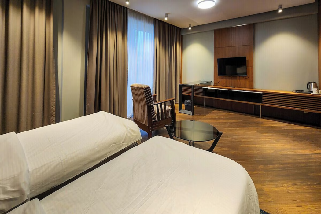 Golden Palace Hotel 28/69