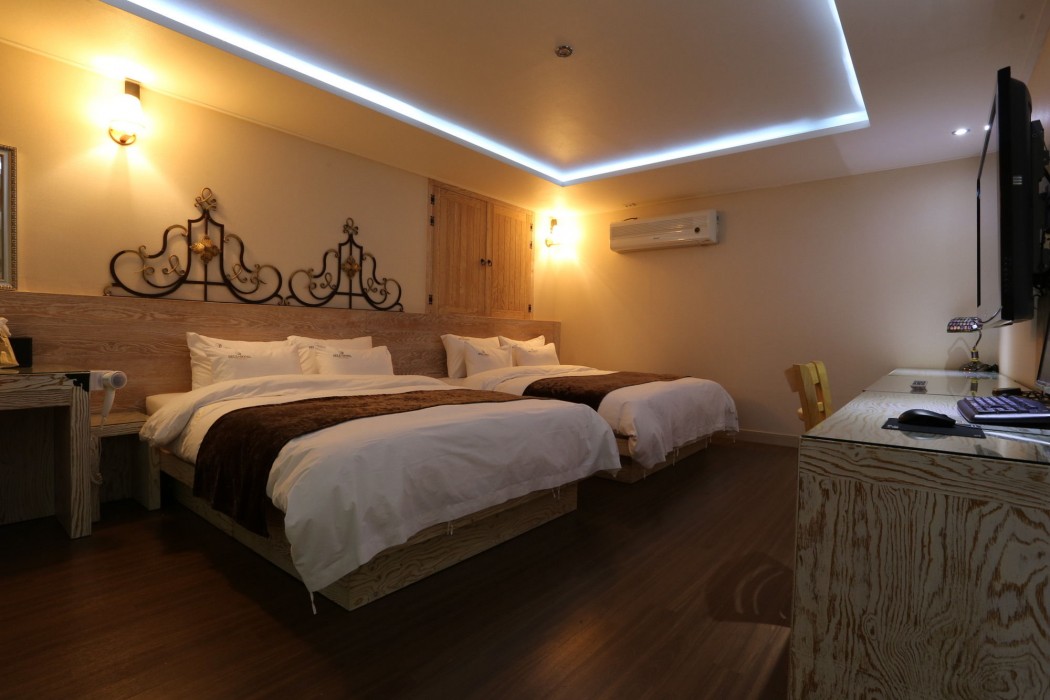 Dongtan Simjak Hotel 27/100