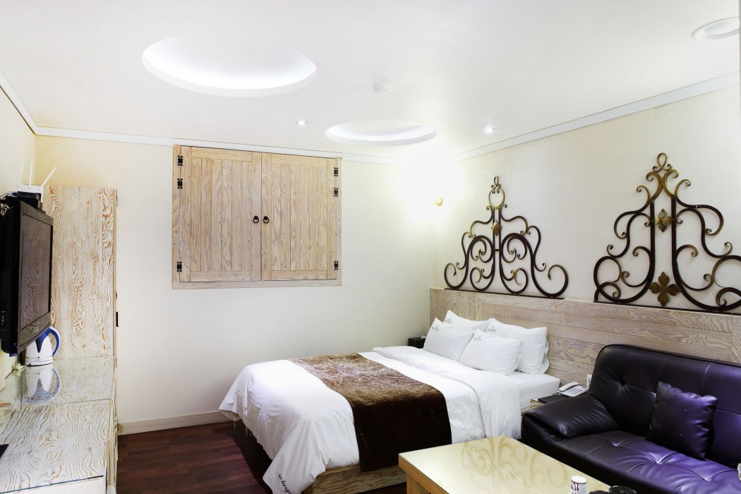 Dongtan Simjak Hotel 39/100