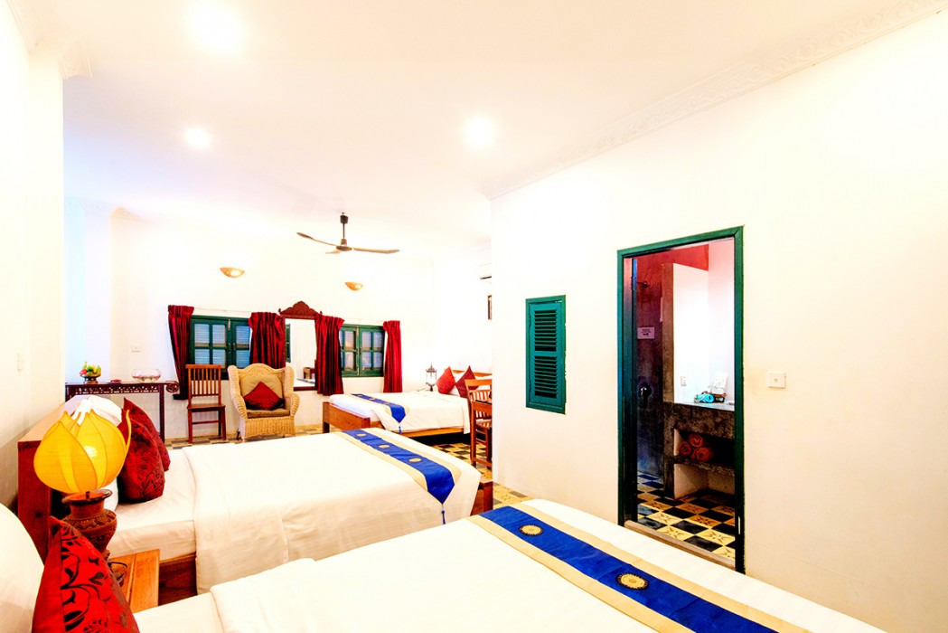 Deluxe  Family Room