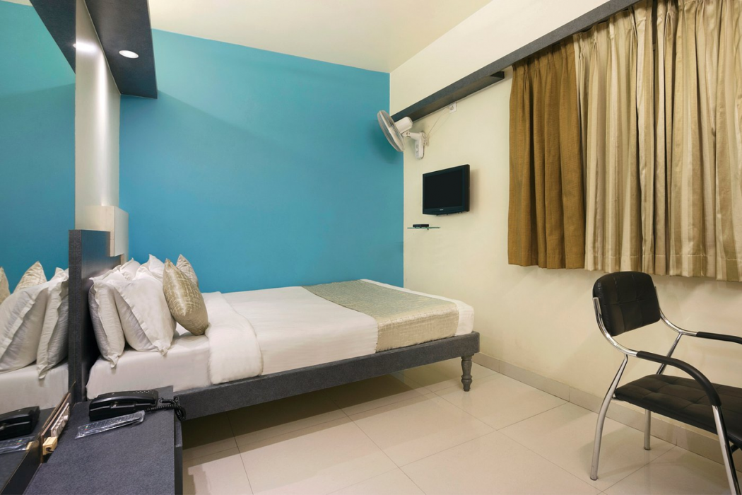 Mannar's Deluxe Lodge photo5