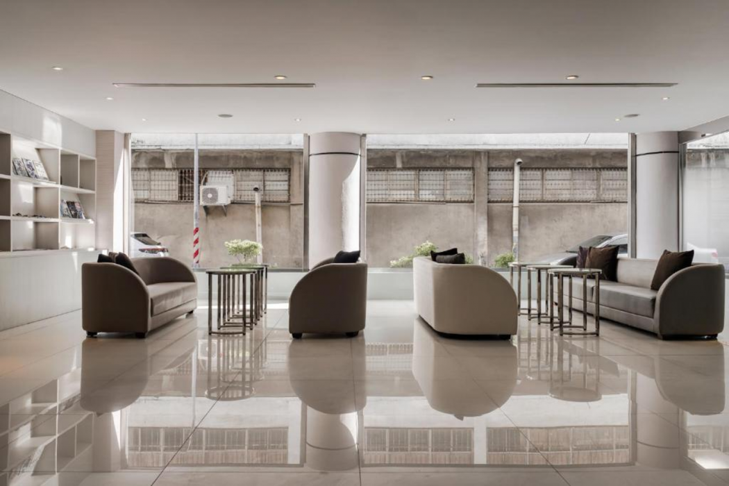 The Riverside Hotel Esthetics 8/60