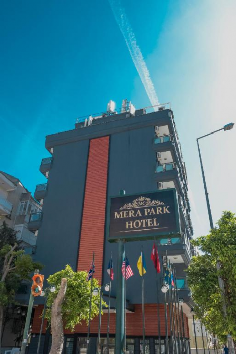 Mera Park Hotel 1/23