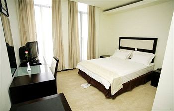 Edna Addis Hotel