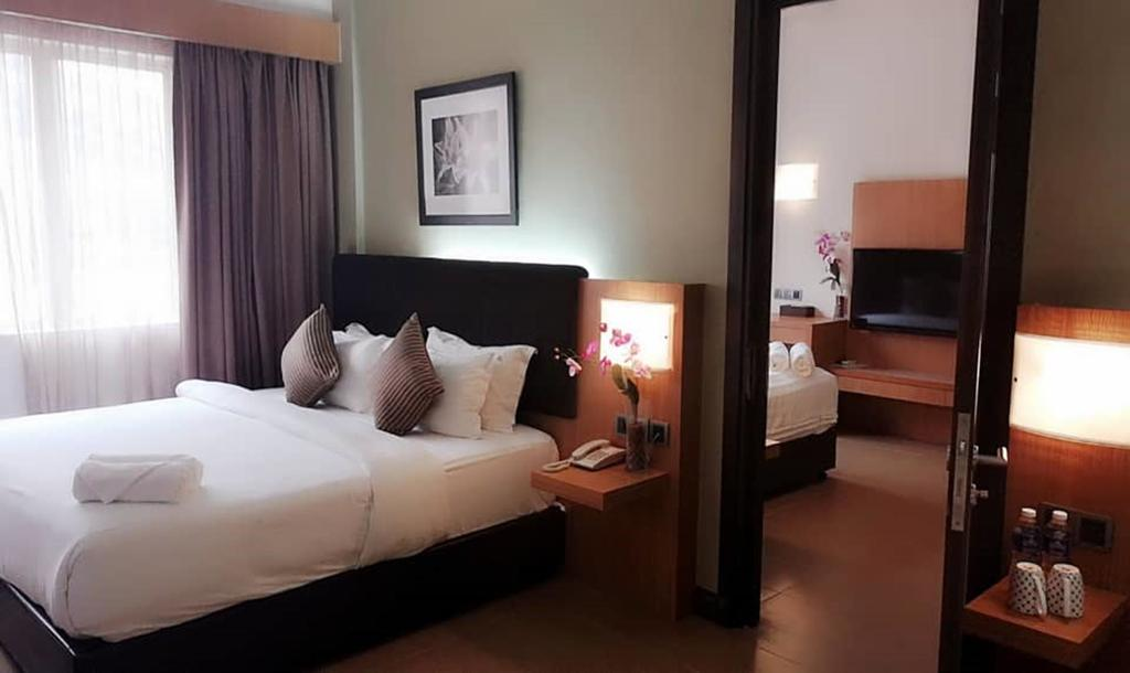 Hotel Bendahara Makmur 10/20