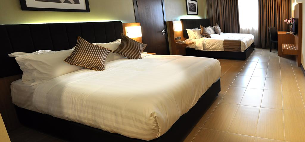 Hotel Bendahara Makmur 6/20