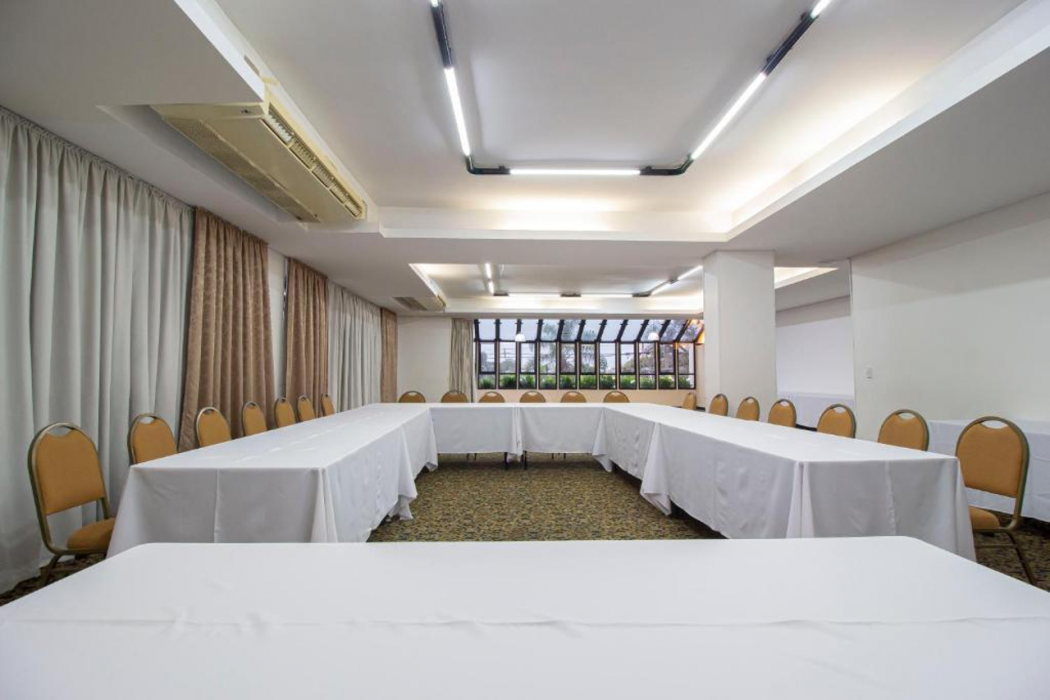 Hotel Nacional Inn Curitiba Torres 47/55