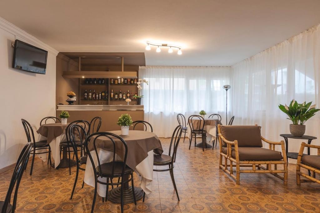 Hotel Clift 47/65