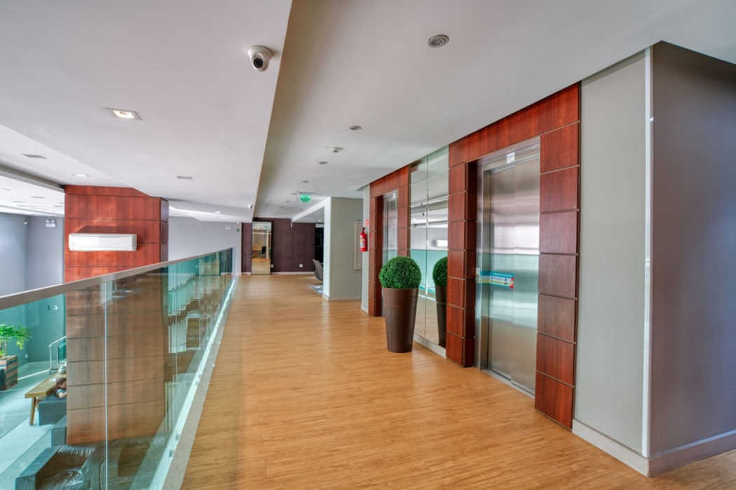 Viale Tower Hotel 8/53