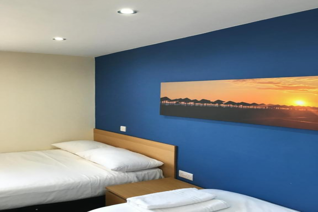 OYO Wave Crest Hotel 9/20