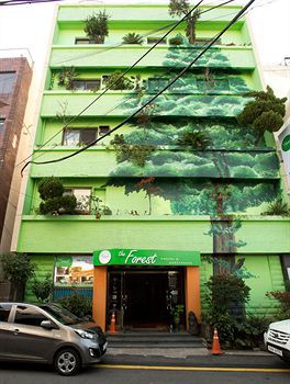 The Jade hotel 1/33