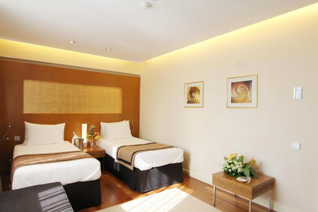 Dostyk Hotel 17/64