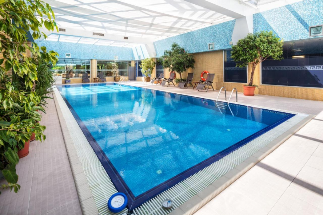 Dostyk Hotel 37/64