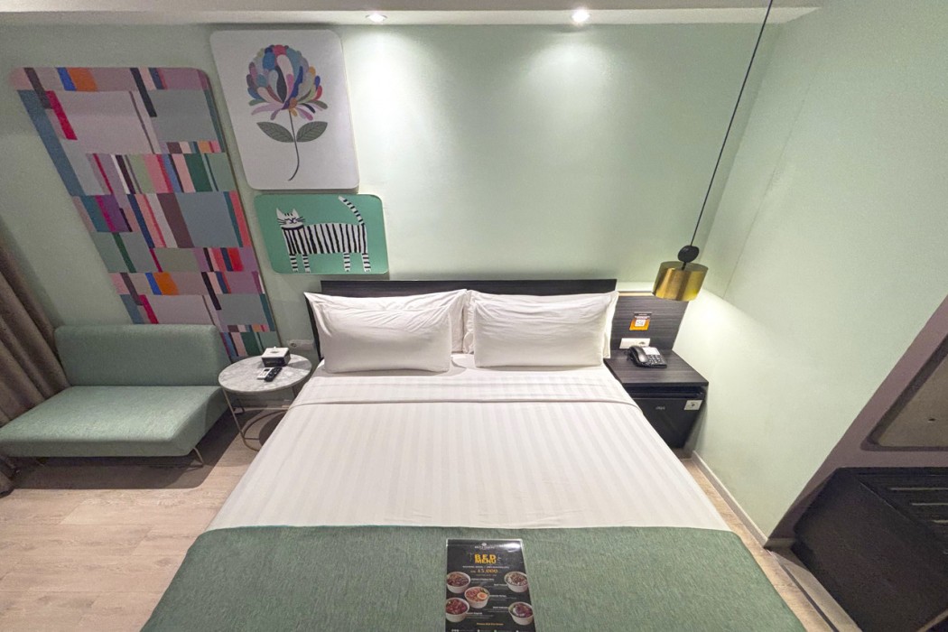 Brits Hotel Puri Indah 13/40