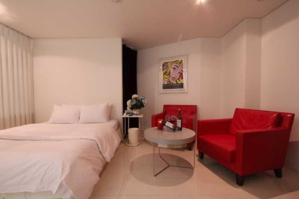 648 Hotel 12/57