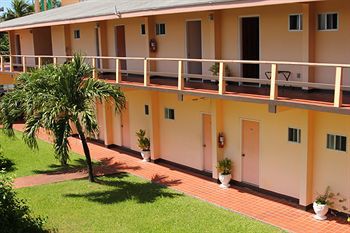 Point Salines Hotel 1/39