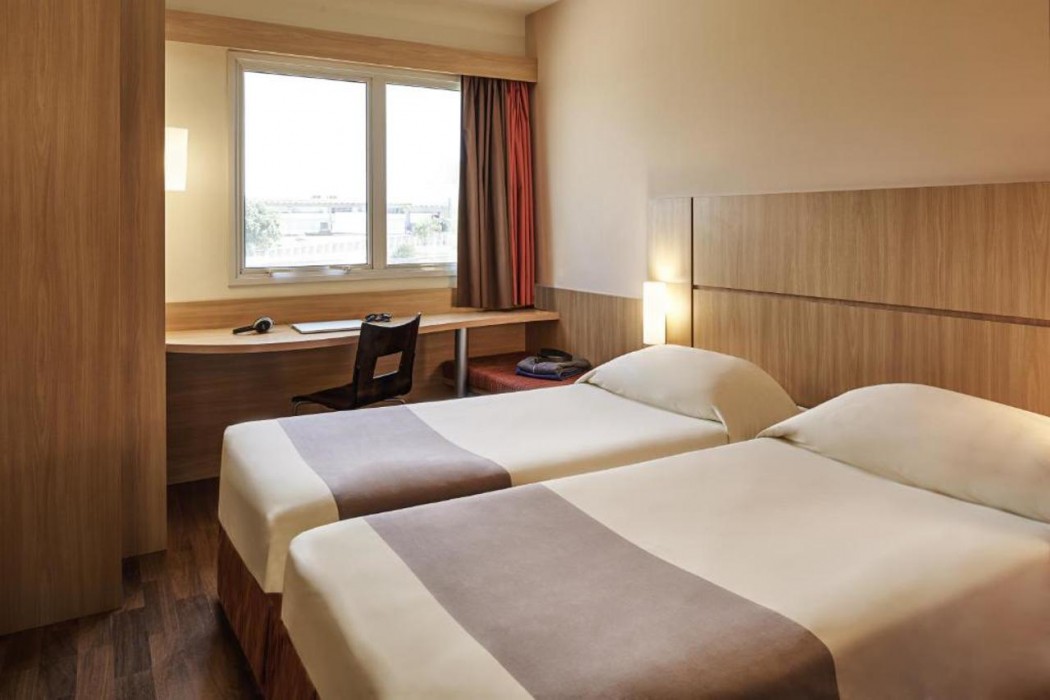 Ibis Sofia Airport Hotel 14/60