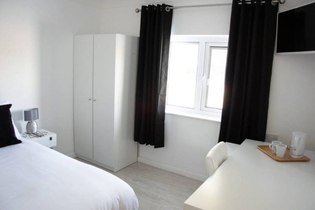 Room at OYO Belvoir Hotel, NOTTINGHAM ENGLAND - UK