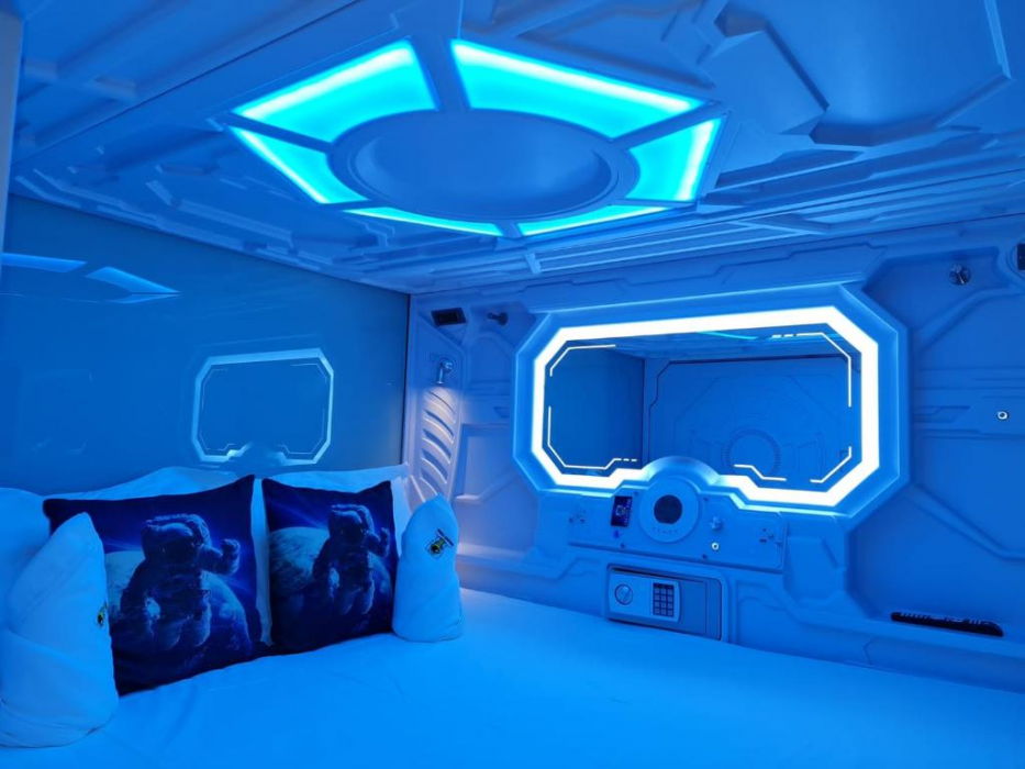Galaxy Pods Capsule Hotel Boat Quay 15/39